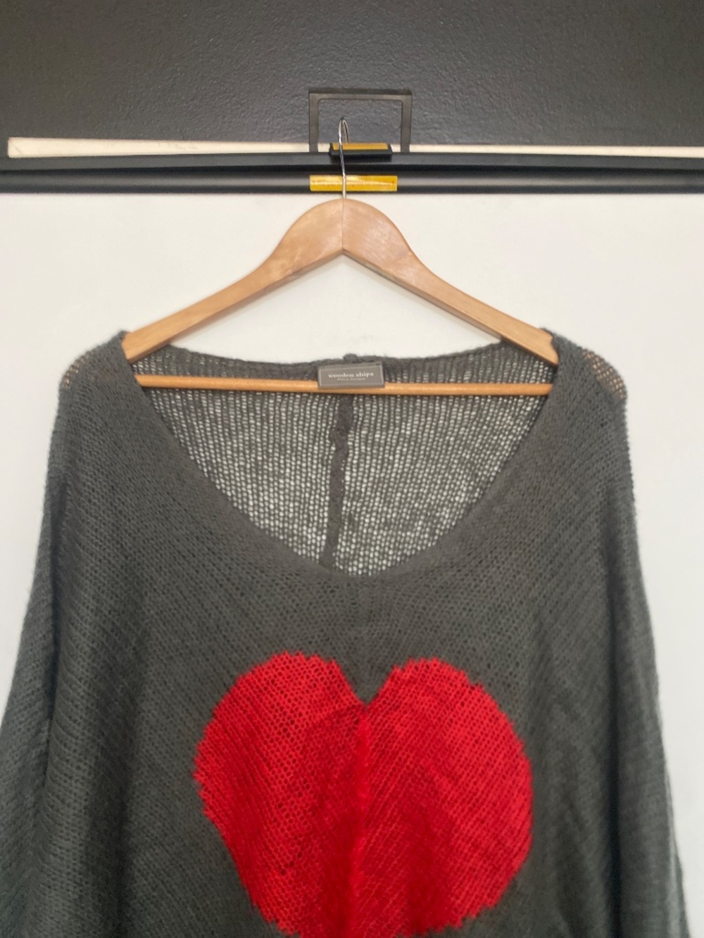 Wooden Ships M/L Heart Knit Sweater - Picture 5 of 10